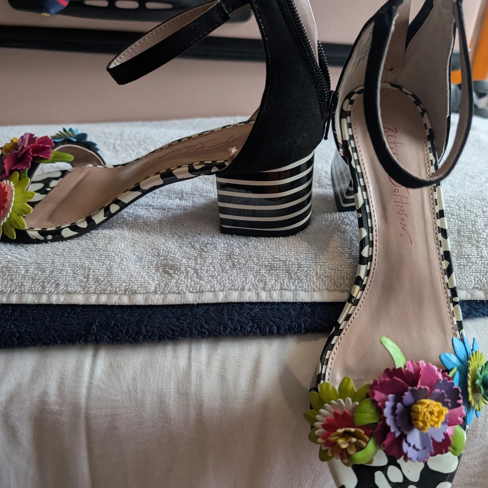 Betsey Johnson Black and White Floral Heels - Picture 11 of 16